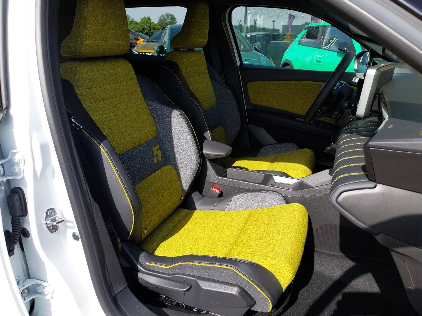Vente en ligne Renault R5 E-Tech  150 ch autonomie confort au prix de 1 100 €