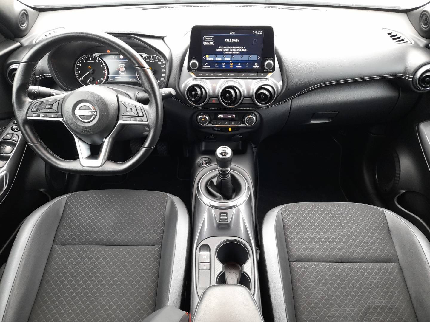 Vente en ligne Nissan Juke F16A SHADOW DIG-T 114 au prix de 18 690 €