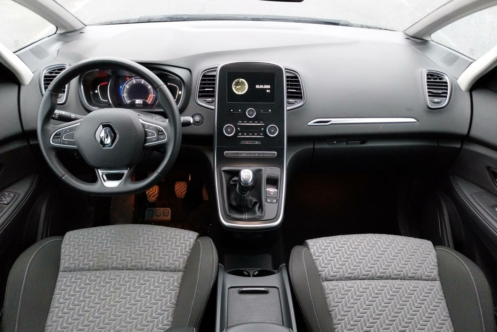 Vente en ligne Renault Scenic 4 Scenic TCe 140 FAP - 21 au prix de 19 990 €