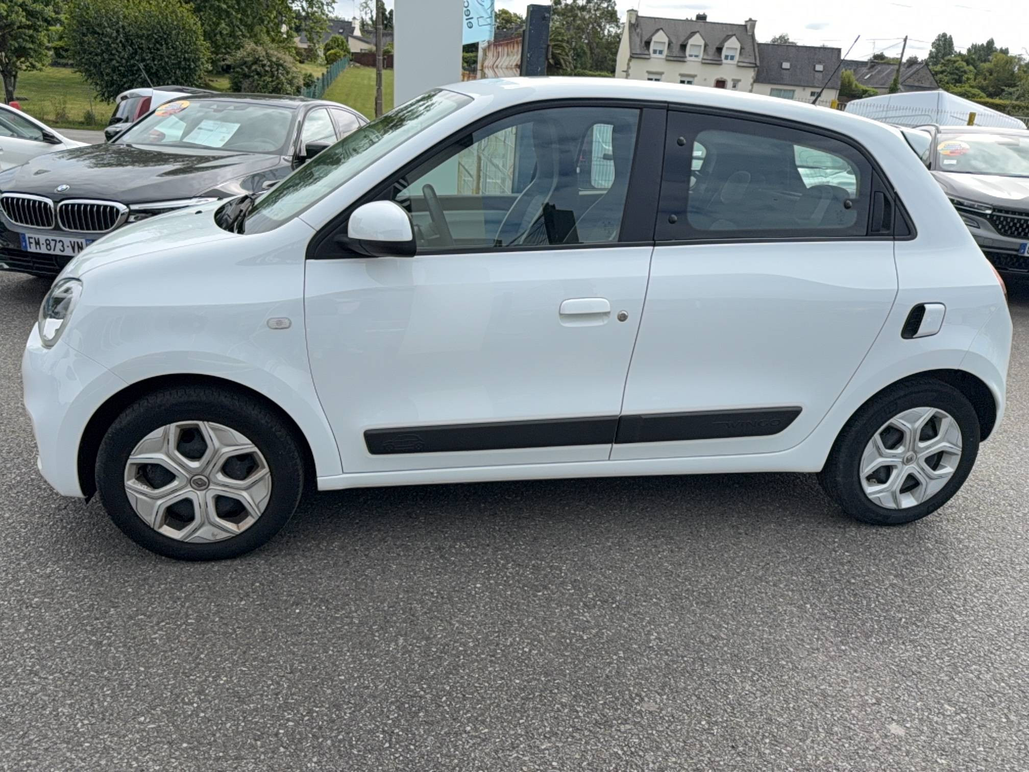 Vente en ligne Renault Twingo 3  SCe 65 - 21 au prix de 11 990 €