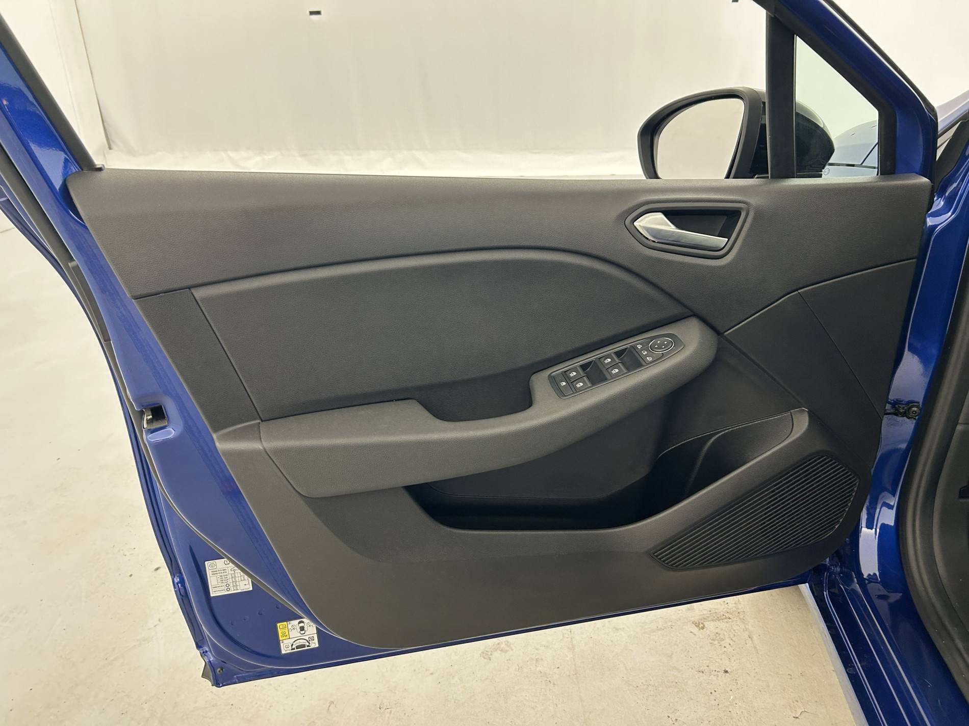 Vente en ligne Renault Clio 5 Clio TCe 90 au prix de 15 990 €