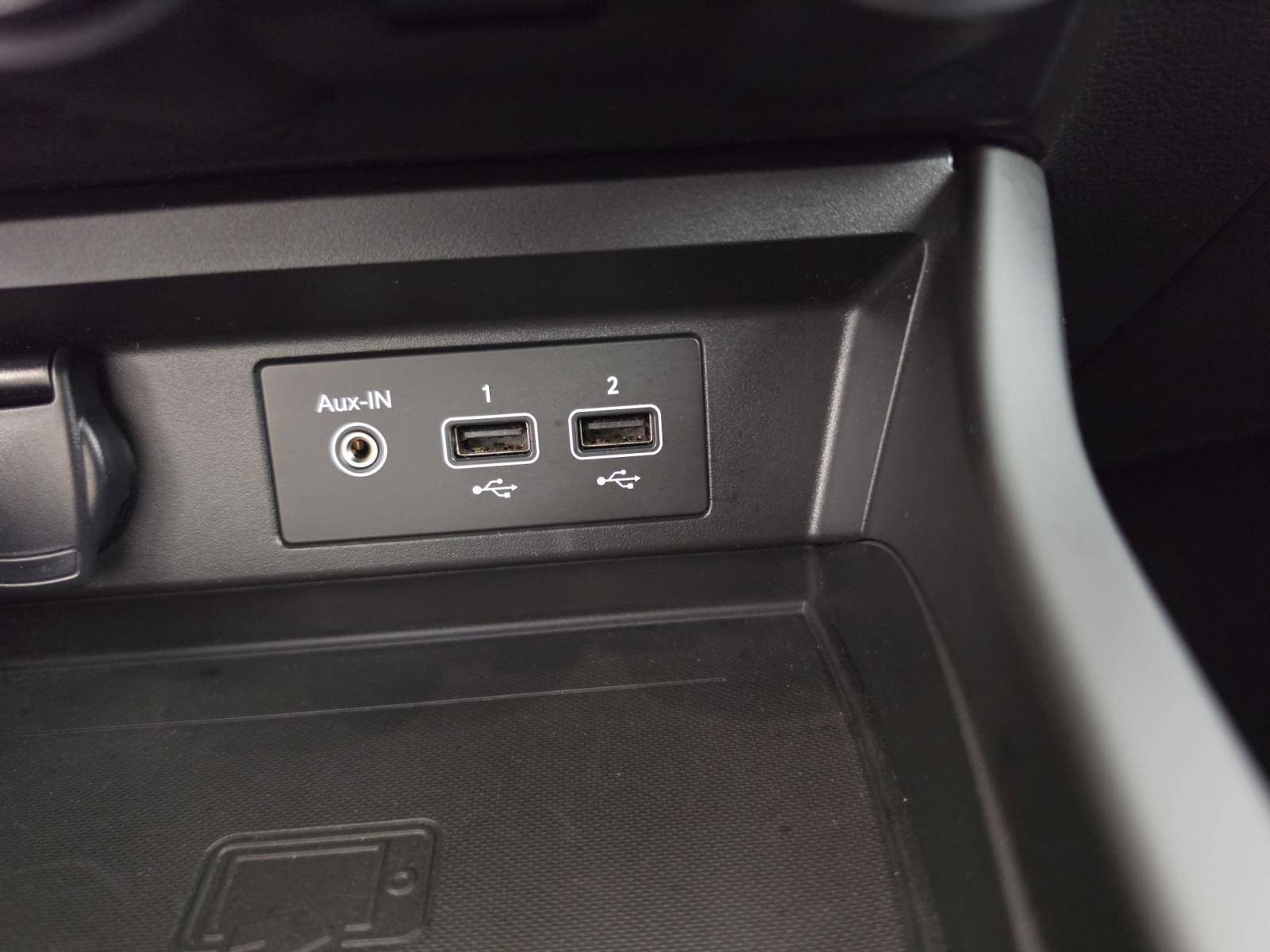 Vente en ligne Renault Arkana  E-Tech hybride 145 - 22 au prix de 21 790 €