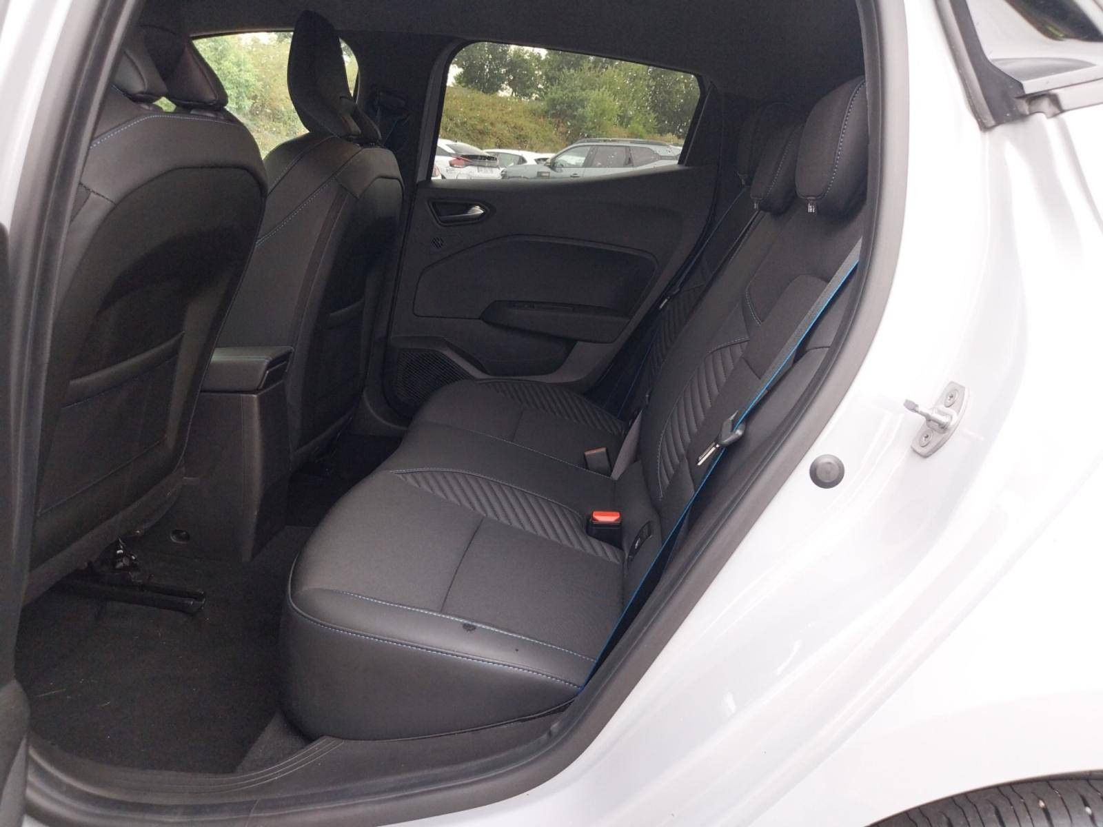 Vente en ligne Renault Clio 5 Clio TCe 90 ch GSR2 au prix de 18 990 €