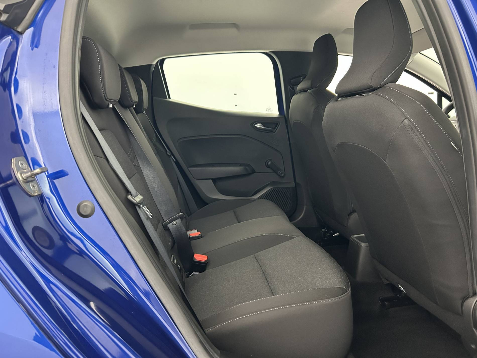 Vente en ligne Renault Clio 5 Clio TCe 90 au prix de 14 790 €