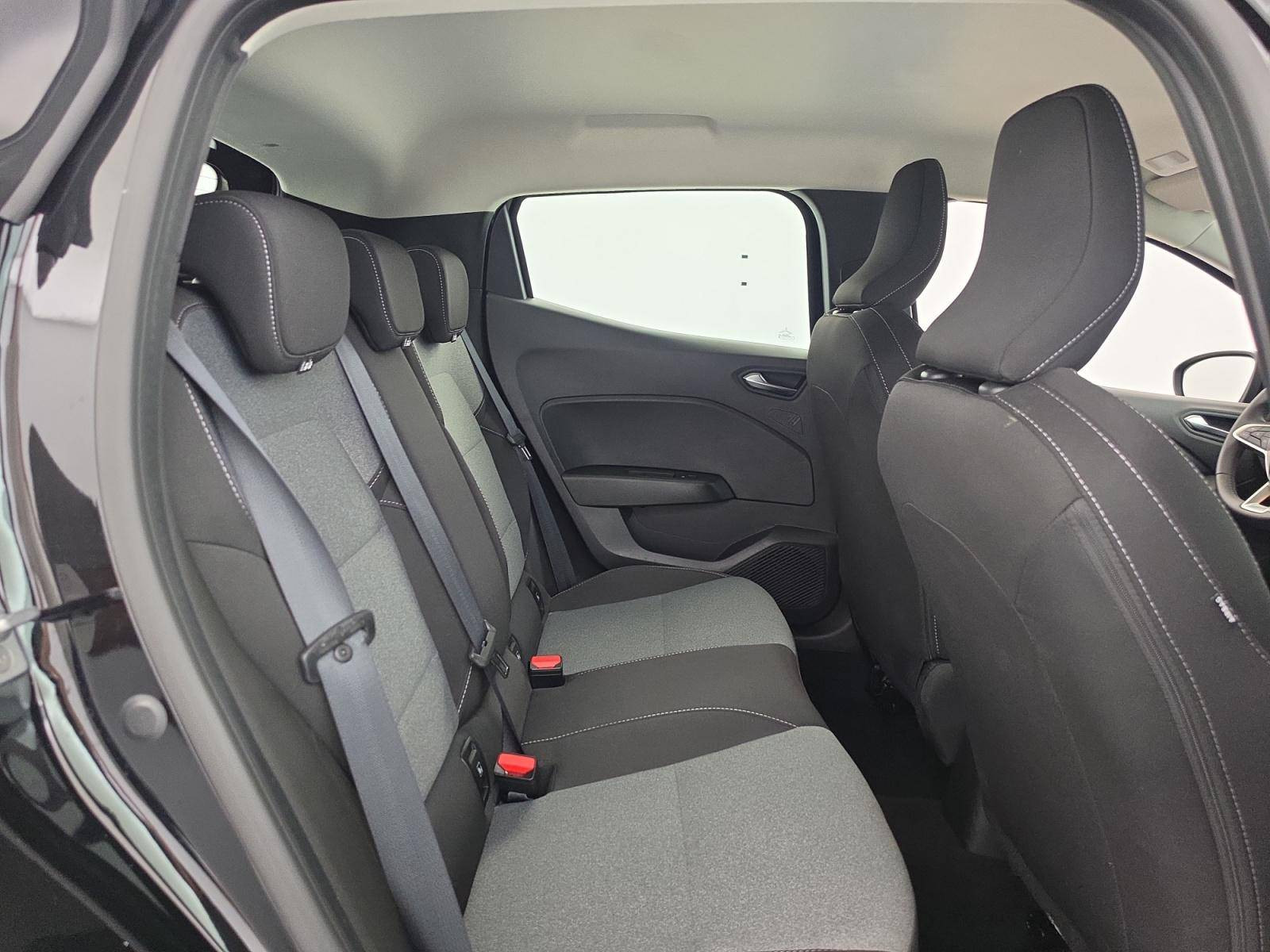 Vente en ligne Renault Clio 5 Clio Blue dCi 100 ch GSR2 au prix de 18 390 €