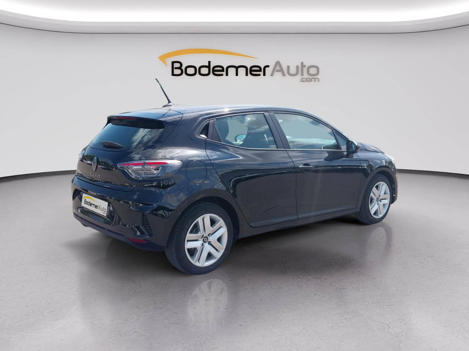 Vente en ligne Renault Clio 5 Clio E-Tech full hybrid 145 ch GSR2 au prix de 16 900 €