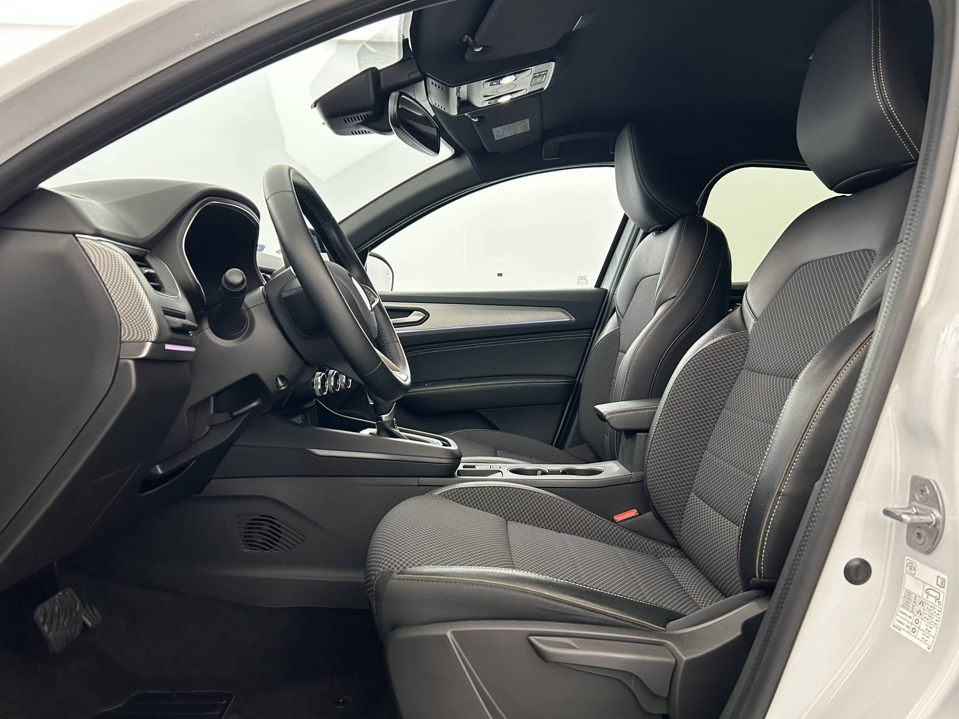Vente en ligne Renault Arkana  E-Tech 145 - 23 au prix de 24 990 €