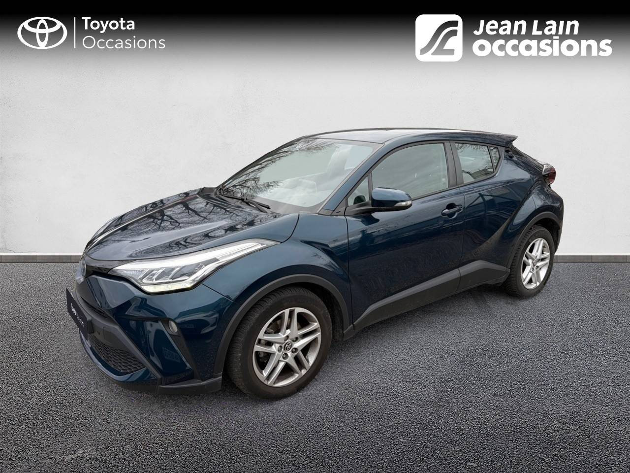 Vente en ligne TOYOTA C-HR HYBRIDE MY23 SIMPLIFIEE C-HR Hybride 1.8L Dynamic Ultimate de 2023 au prix de 23 090 €