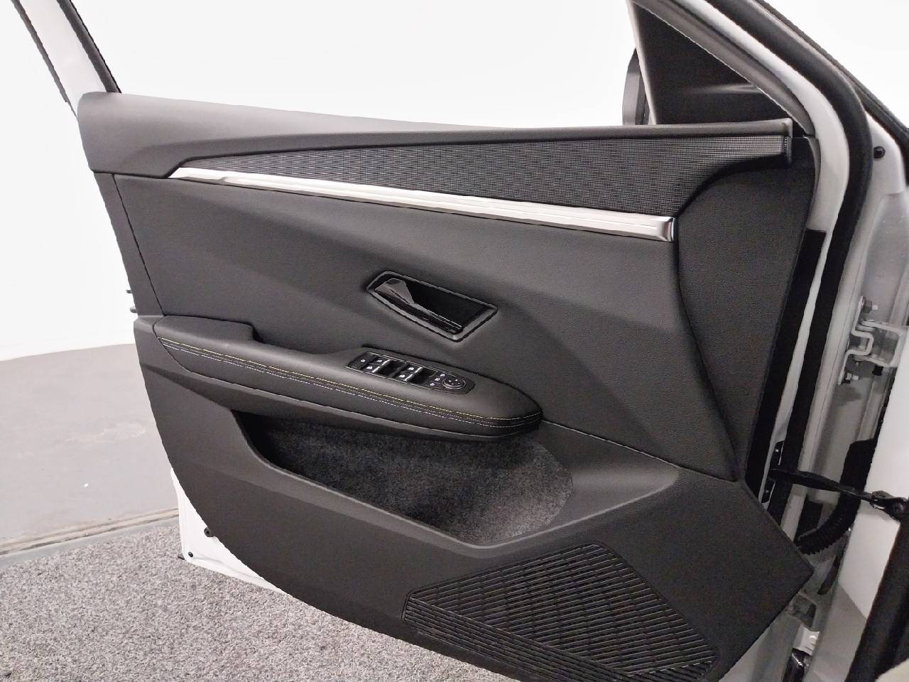 Vente en ligne Renault Scenic E-Tech Scenic E-Tech électrique 220 ch grande autonomie au prix de 48 390 €