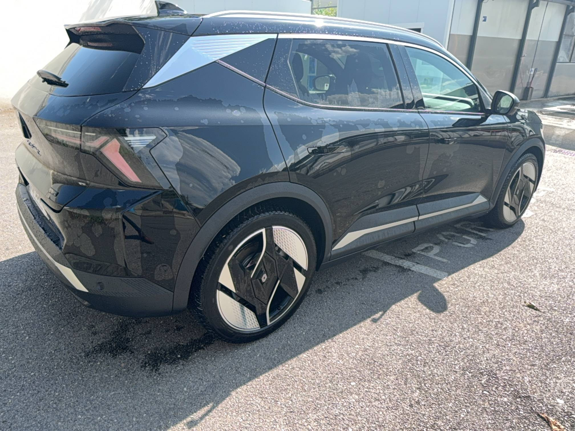 Vente en ligne Renault Scenic E-Tech Scenic E-Tech électrique 220 ch grande autonomie au prix de 52 390 €