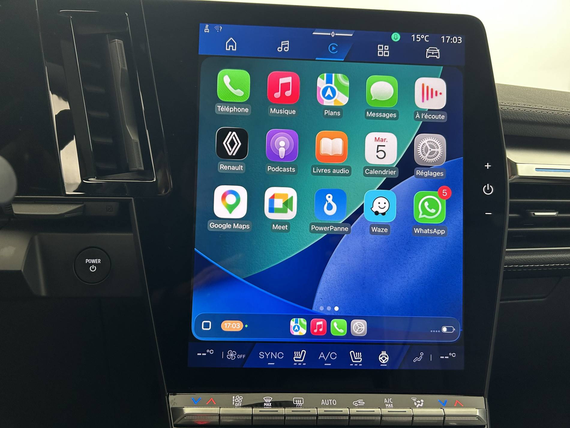 Vente en ligne Renault Scenic E-Tech Scenic E-Tech électrique 220 ch grande autonomie au prix de 40 990 €