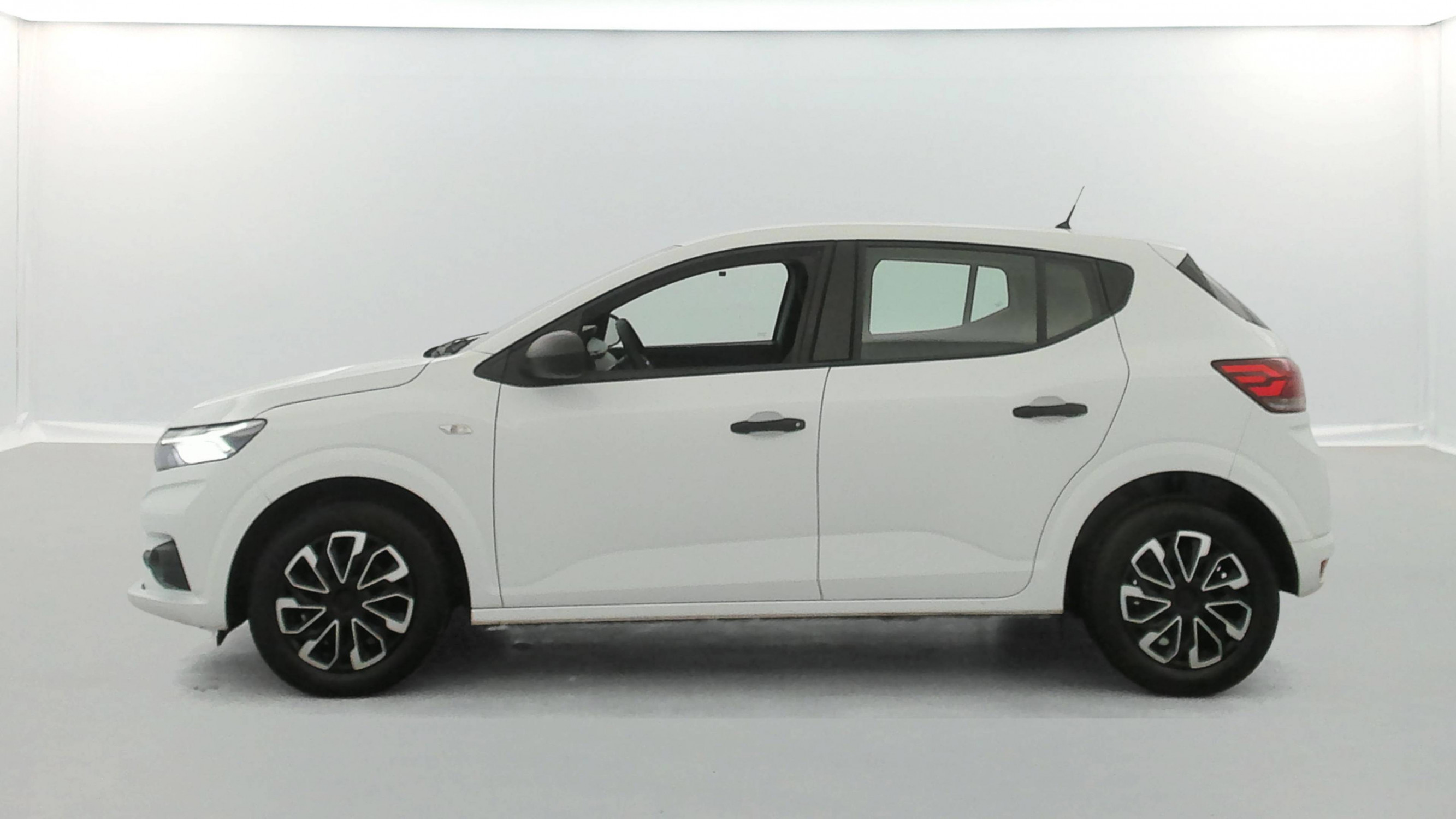 Vente en ligne Dacia Sandero  ECO-G 100 au prix de 10 490 €