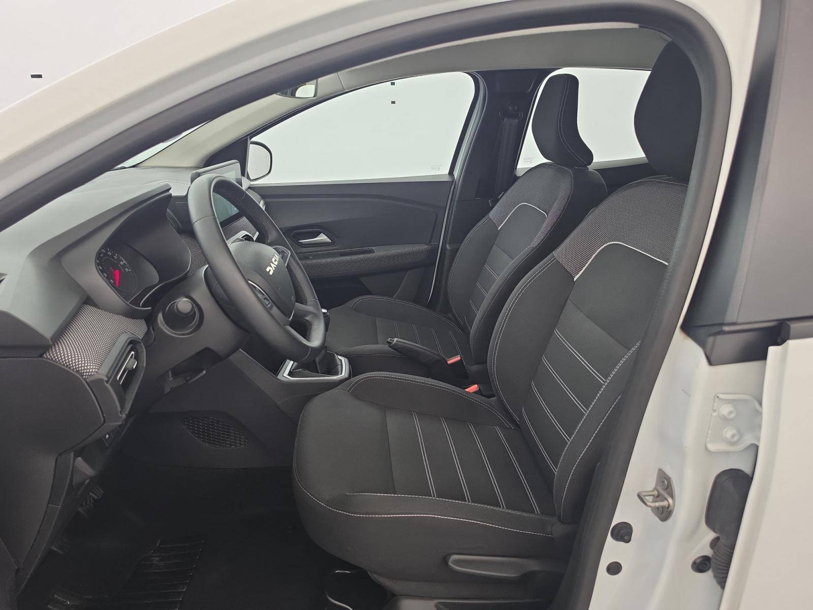 Vente en ligne Dacia Sandero  ECO-G 100 au prix de 13 390 €