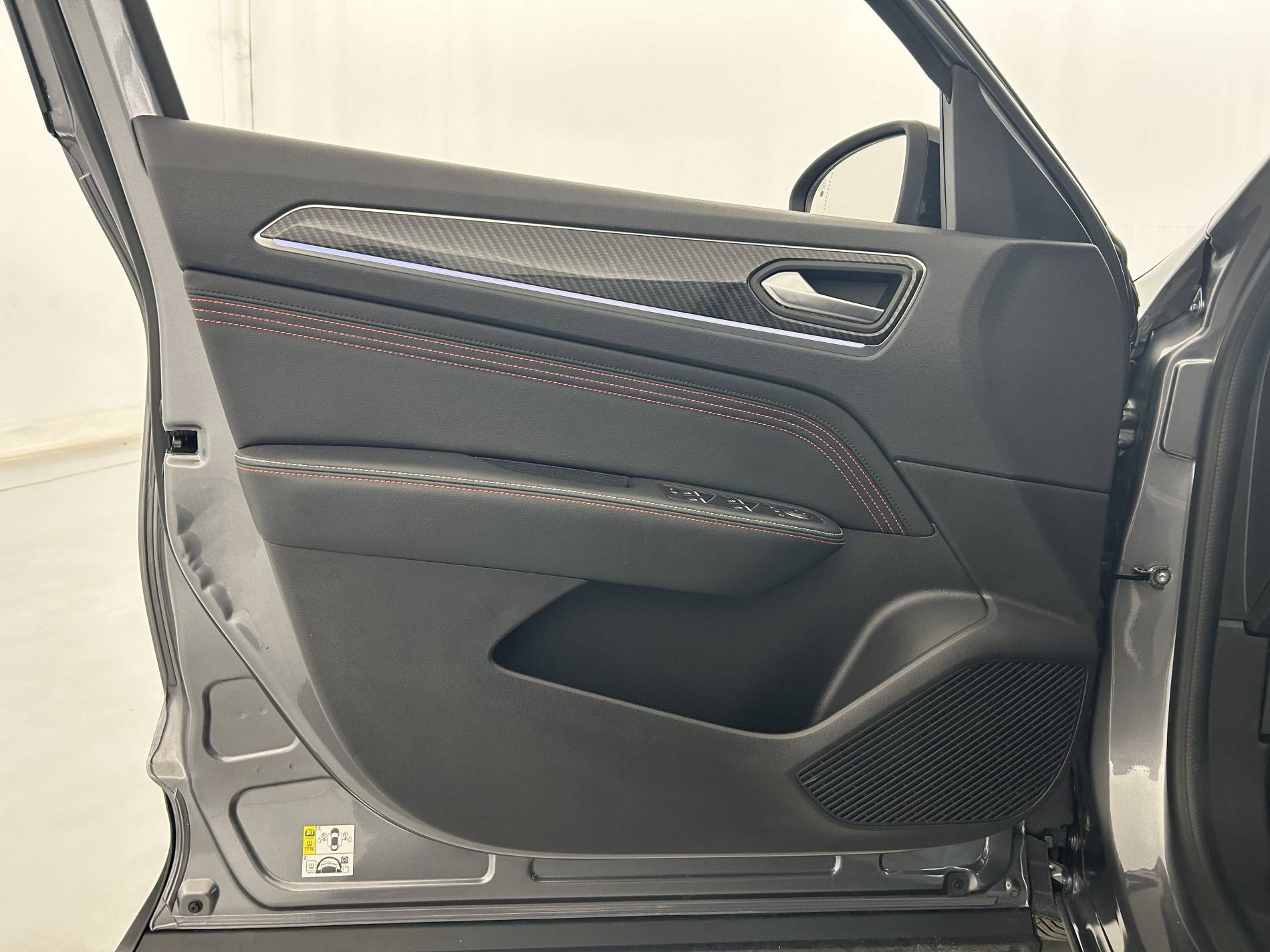 Vente en ligne Renault Arkana  TCe 140 EDC FAP - 21B au prix de 19 490 €