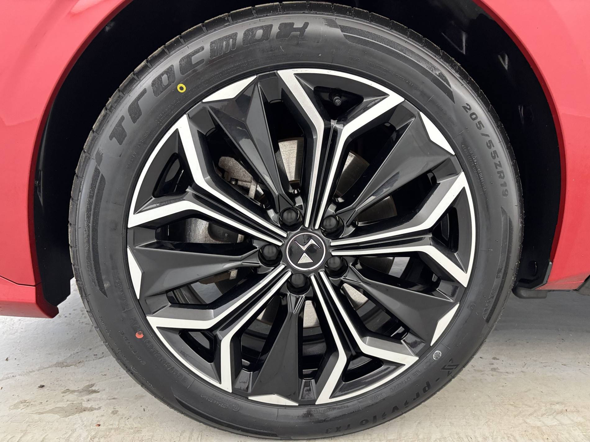 Vente en ligne Ds DS4  Hybride E-Tense 225 EAT8 au prix de 24 490 €