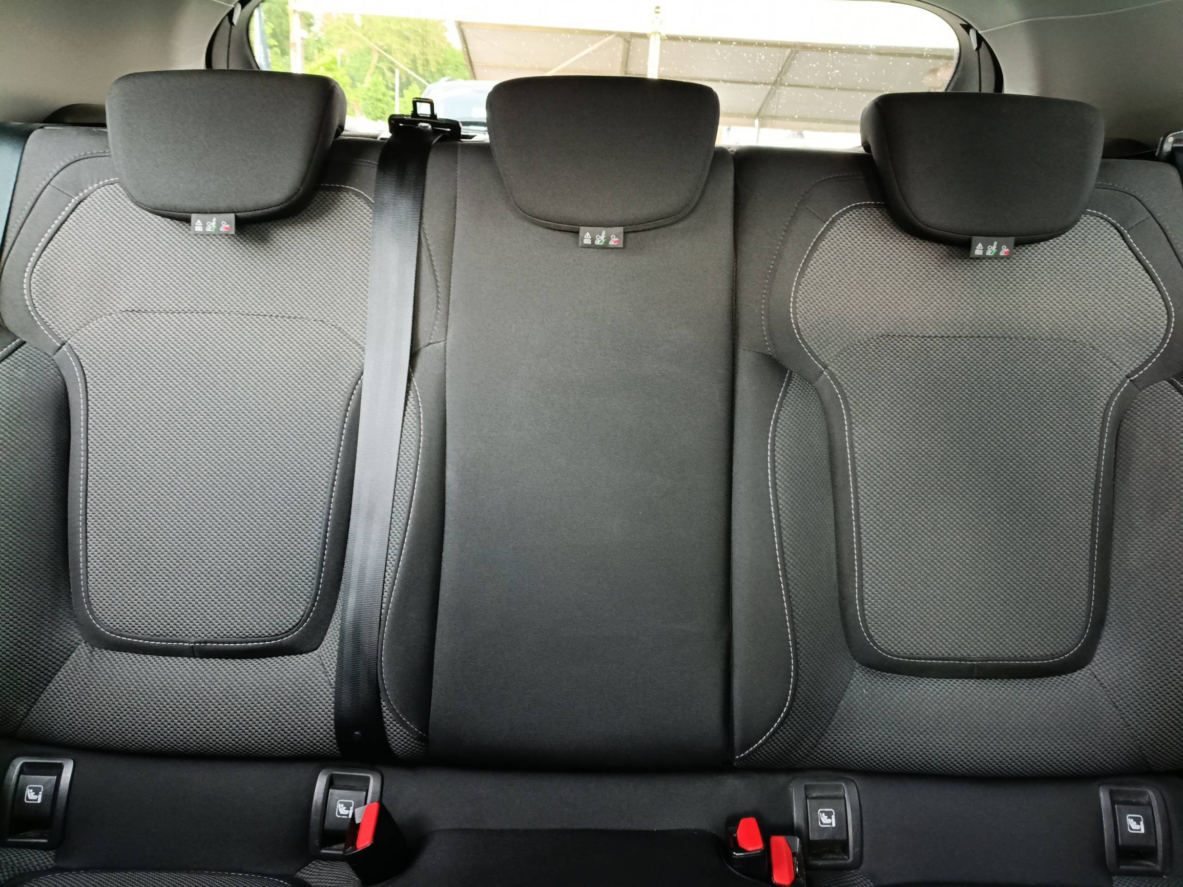 Vente en ligne Renault Megane 4  Blue dCi 115 EDC au prix de 16 990 €