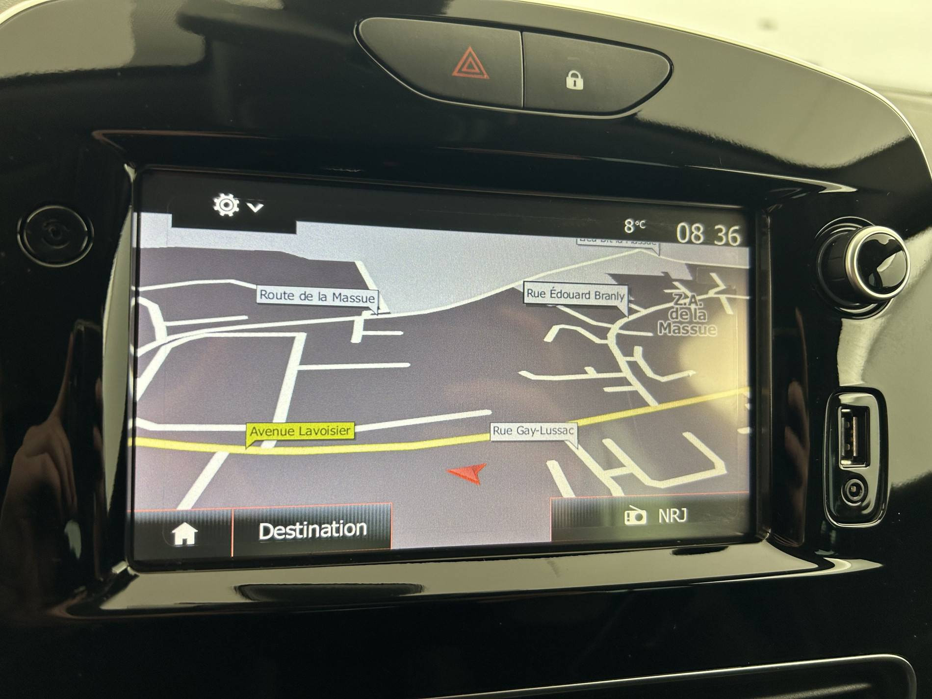 Vente en ligne Renault Clio 4 Clio TCe 90 au prix de 11 990 €