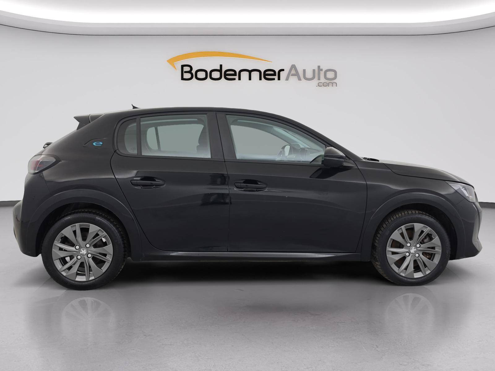 Vente en ligne Peugeot E-208  50 kWh 136ch au prix de 15 900 €