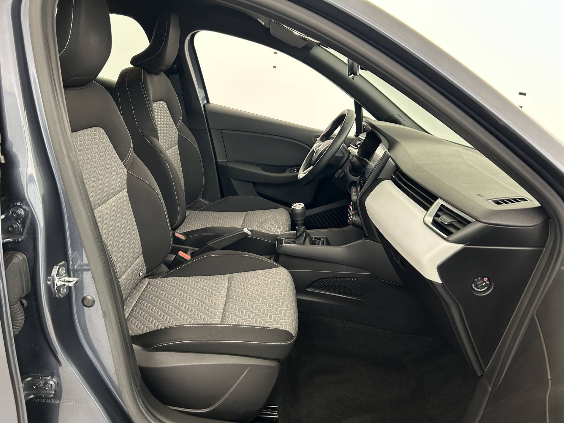 Vente en ligne Renault Clio 5 Clio TCe 90 - 21N au prix de 14 990 €