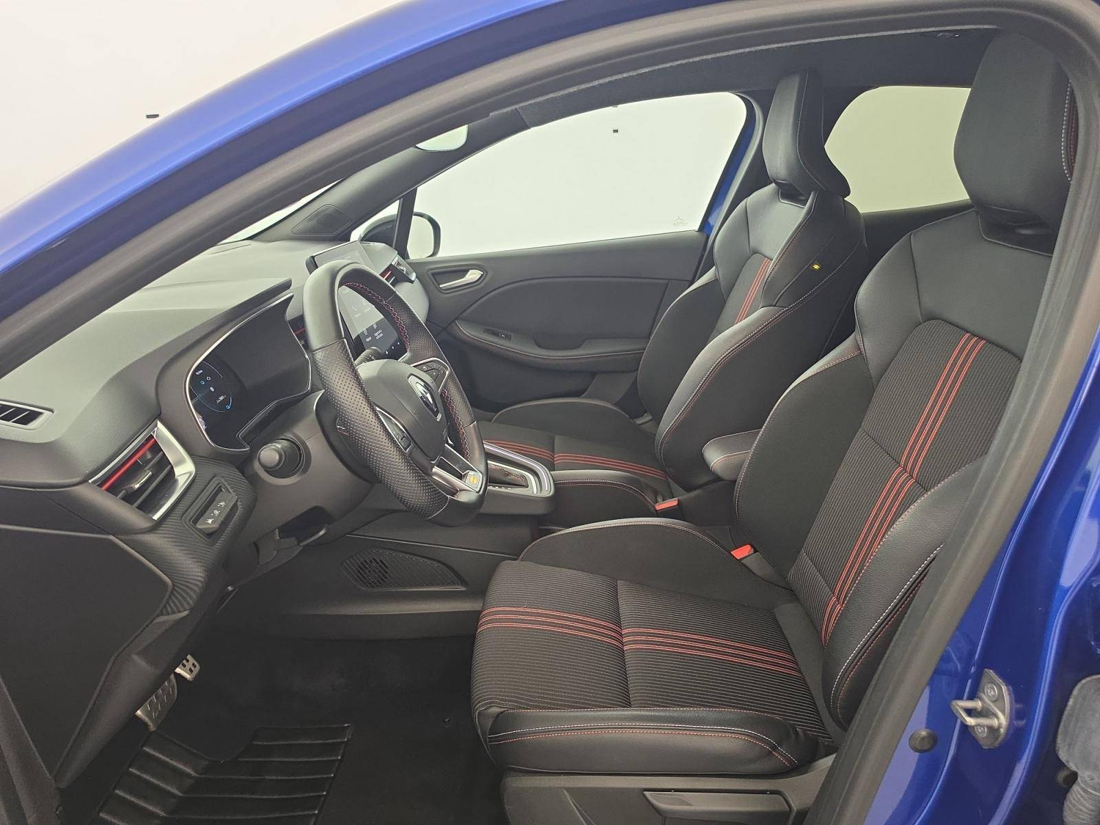 Vente en ligne Renault Clio 5 Clio E-Tech hybride 145 au prix de 19 490 €