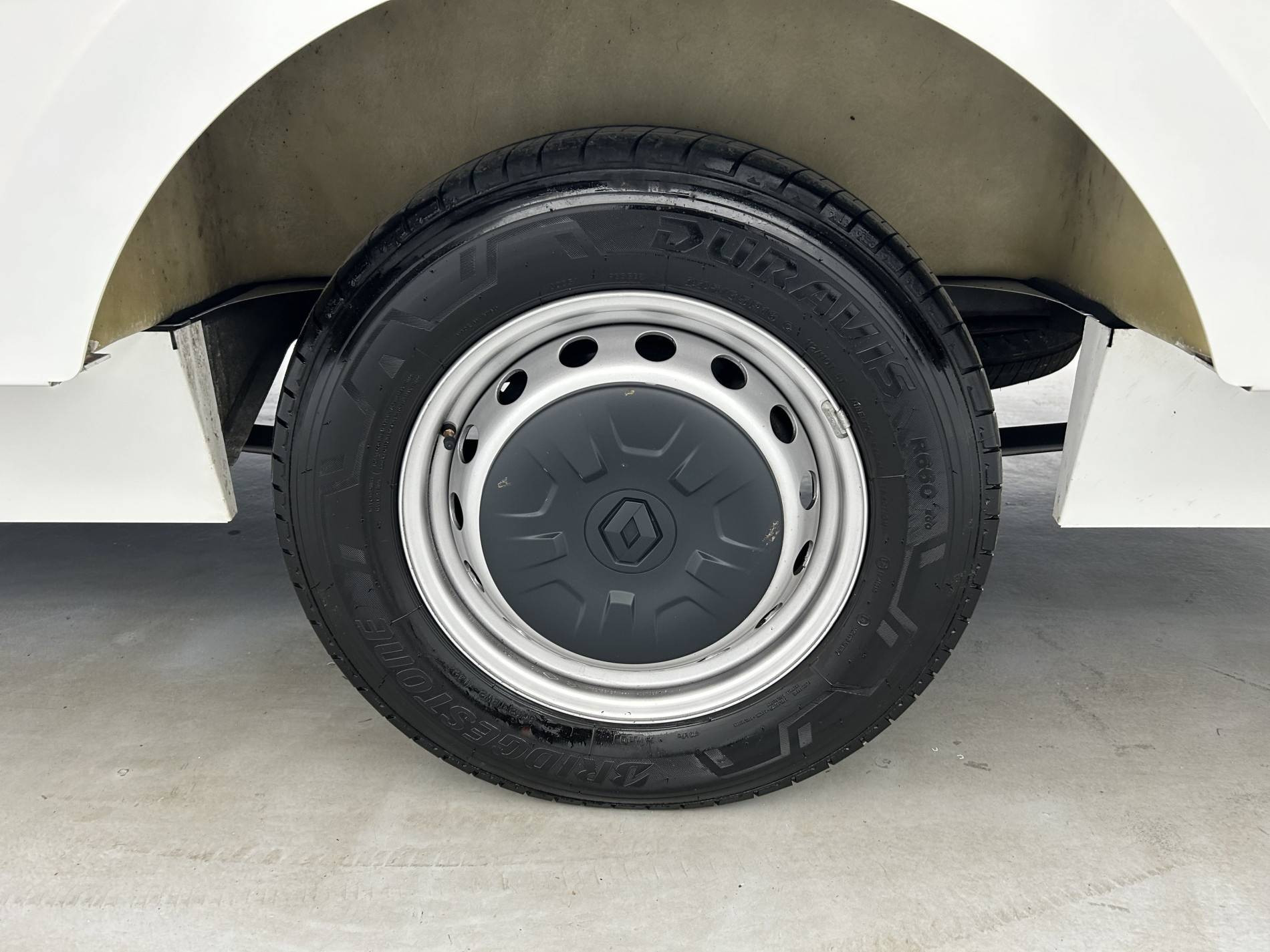 Vente en ligne Renault Master 3 Châssis Cabine MASTER PHC TRAC F3500 L3H1 BLUE DCI 145 EURO VI au prix de 31 990 €