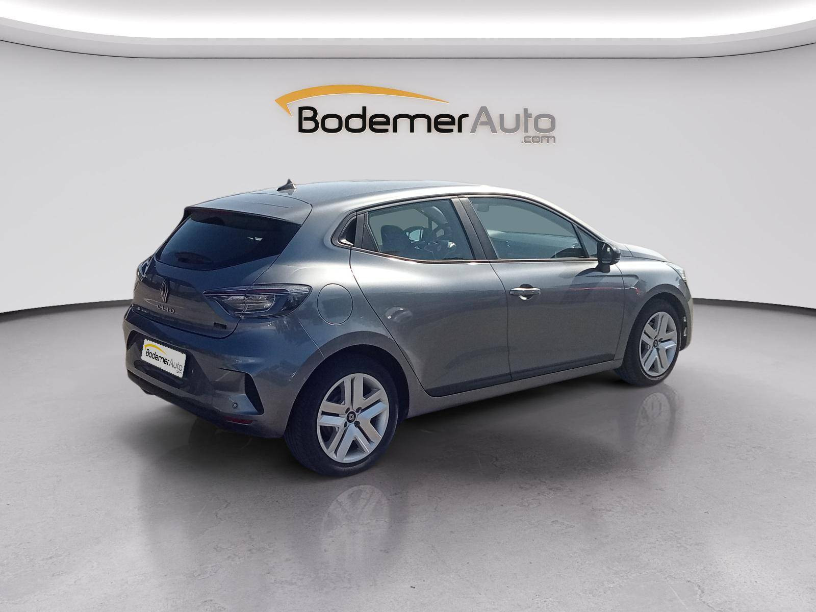 Vente en ligne Renault Clio 5 Clio E-Tech full hybrid 145 au prix de 16 390 €