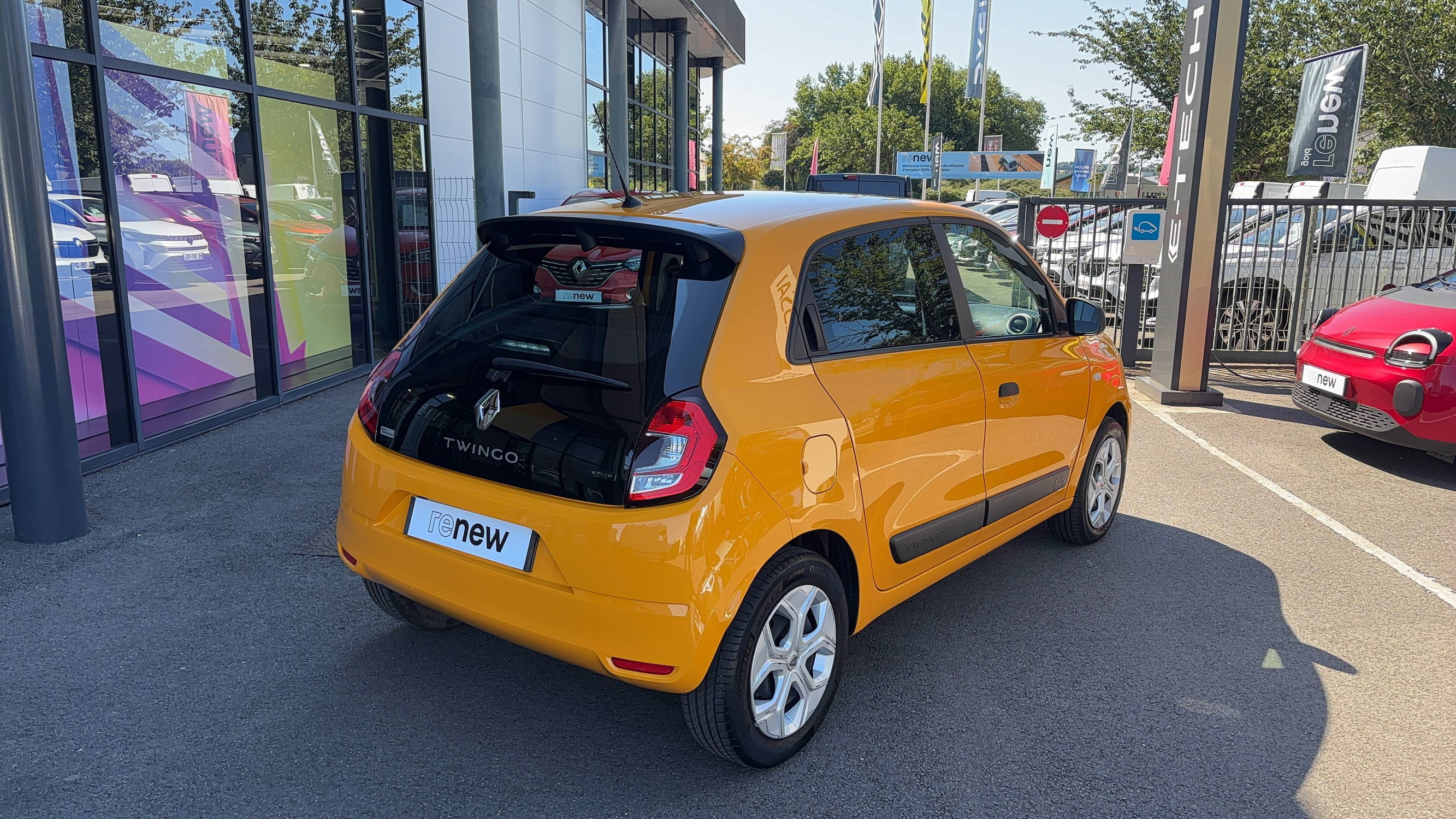 Vente en ligne Renault Twingo Electrique Twingo III E-Tech au prix de 12 990 €