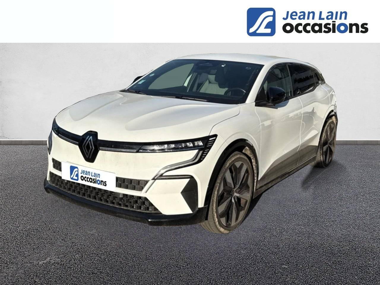 Vente en ligne RENAULT MEGANE E-TECH Megane E-Tech 220 ch autonomie confort AC22 Techno de 2024 au prix de 0 €