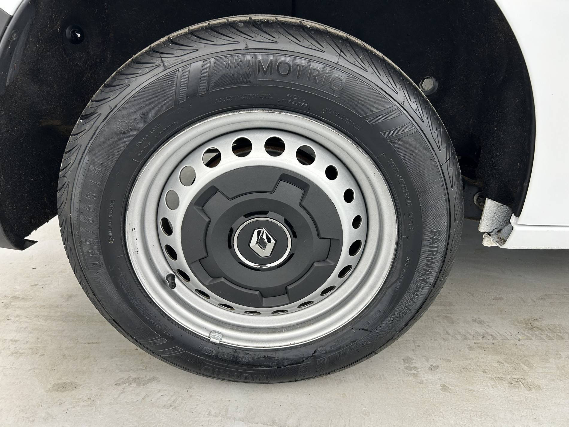 Vente en ligne Renault Kangoo Van  BLUE DCI 95 au prix de 17 490 €