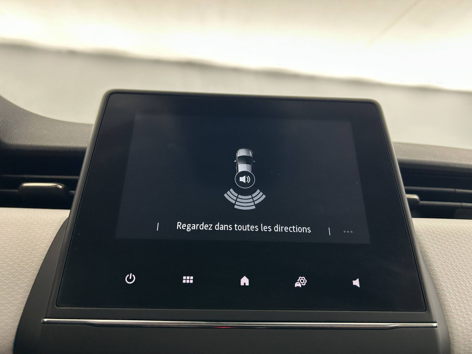 Vente en ligne Renault Clio 5 Clio TCe 90 au prix de 13 790 €