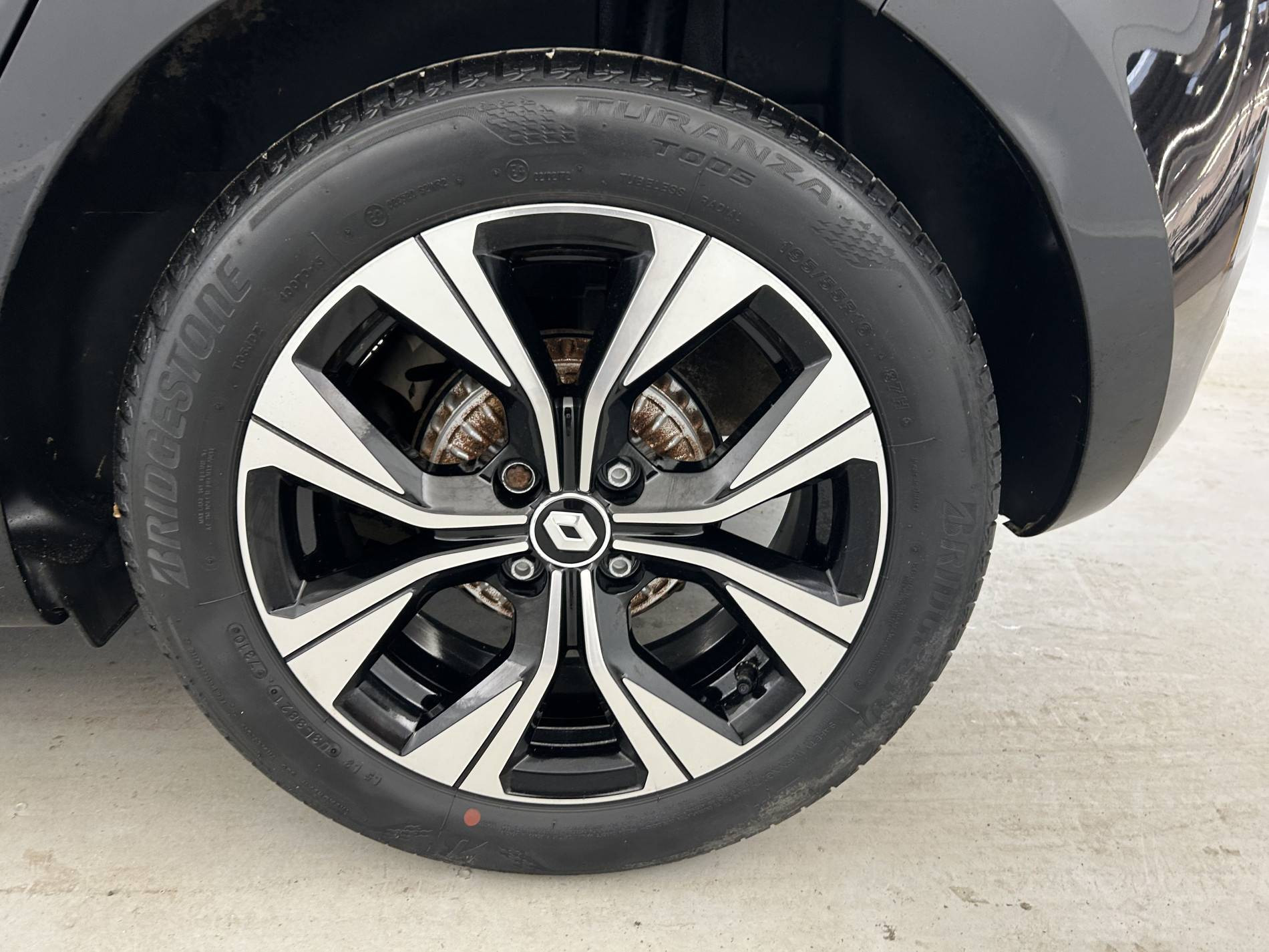 Vente en ligne Renault Clio 5 Clio TCe 90 - 21N au prix de 13 490 €