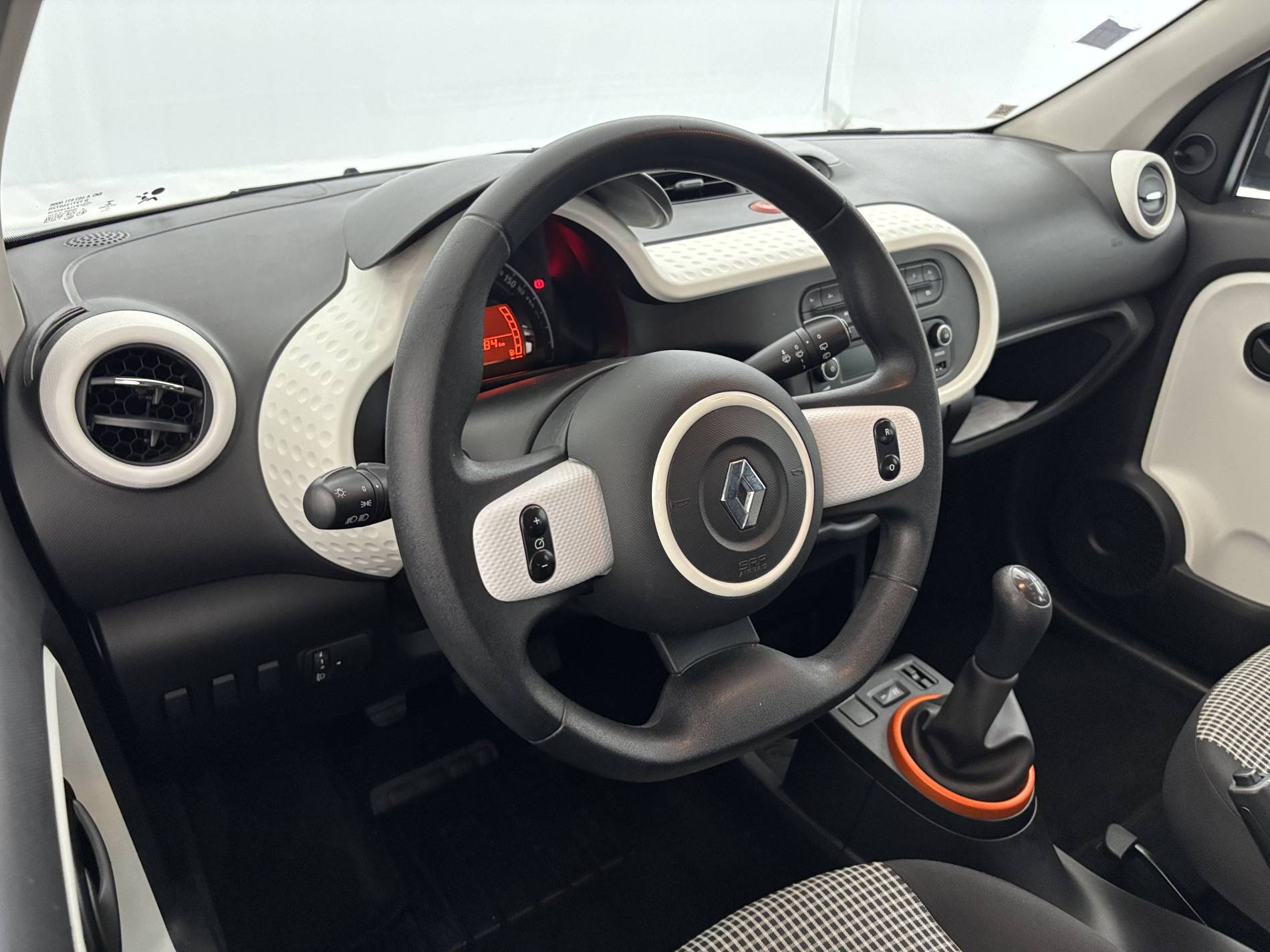 Vente en ligne Renault Twingo 3  1.0 SCe 70 BC au prix de 7 990 €