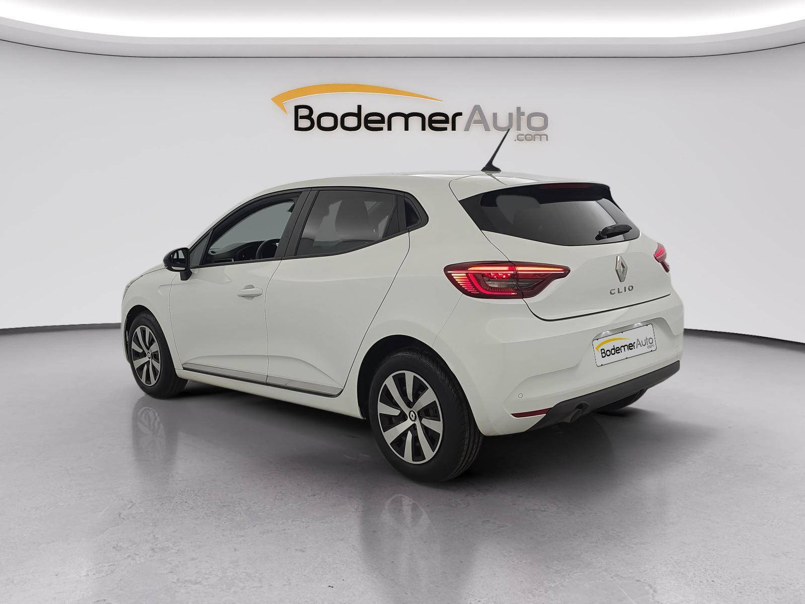 Vente en ligne Renault Clio 5 Clio TCe 90 au prix de 14 799 €
