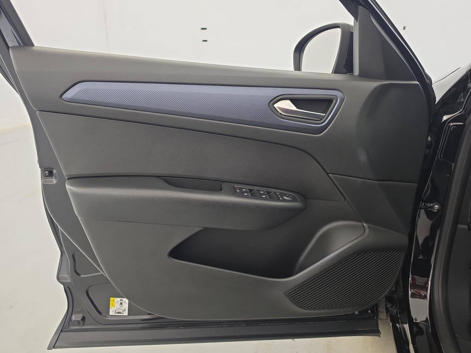 Vente en ligne Renault Arkana  mild hybrid 140 EDC FAP - 22 au prix de 18 990 €