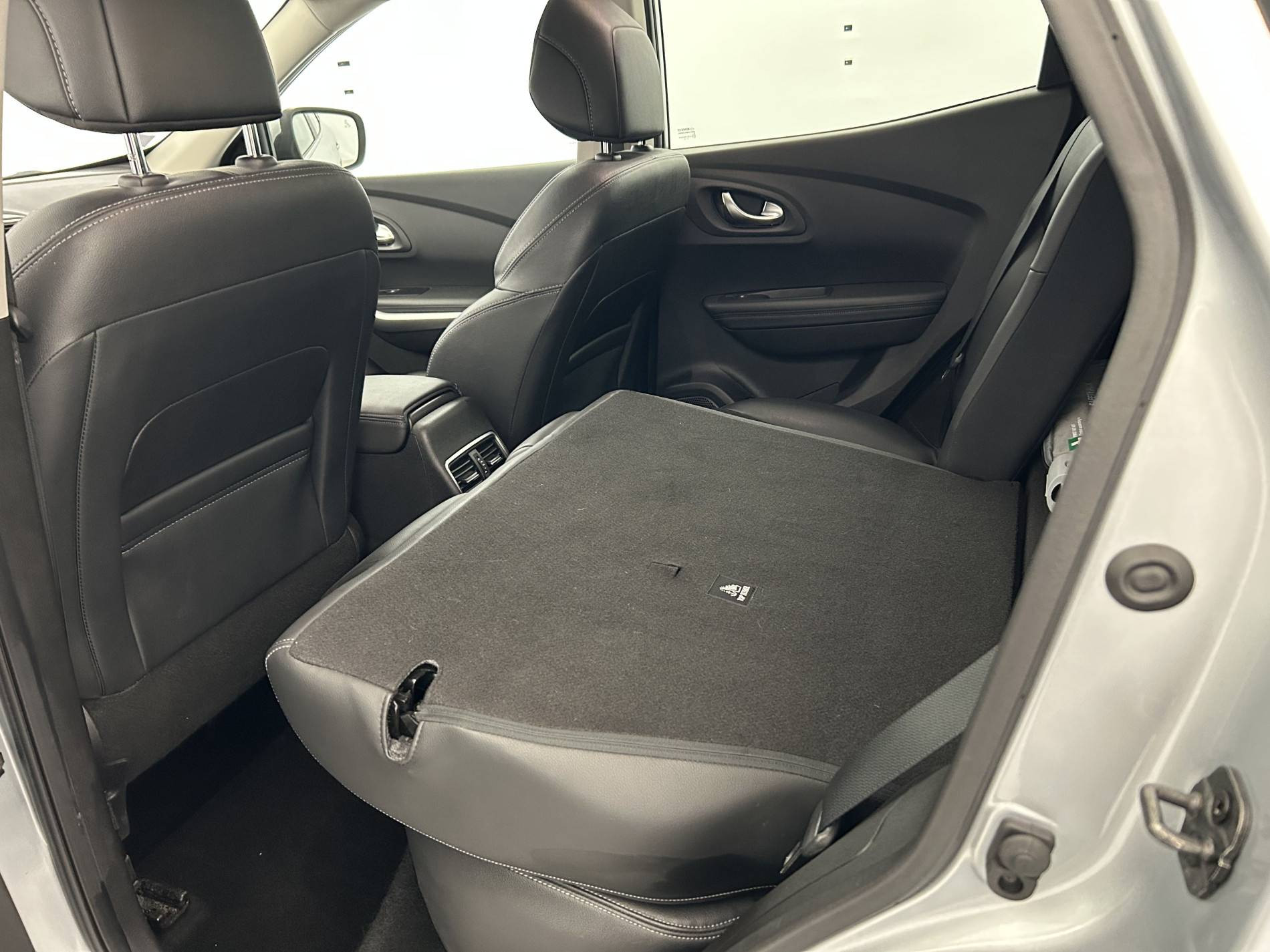 Vente en ligne Renault Kadjar  TCe 140 EDC au prix de 19 990 €