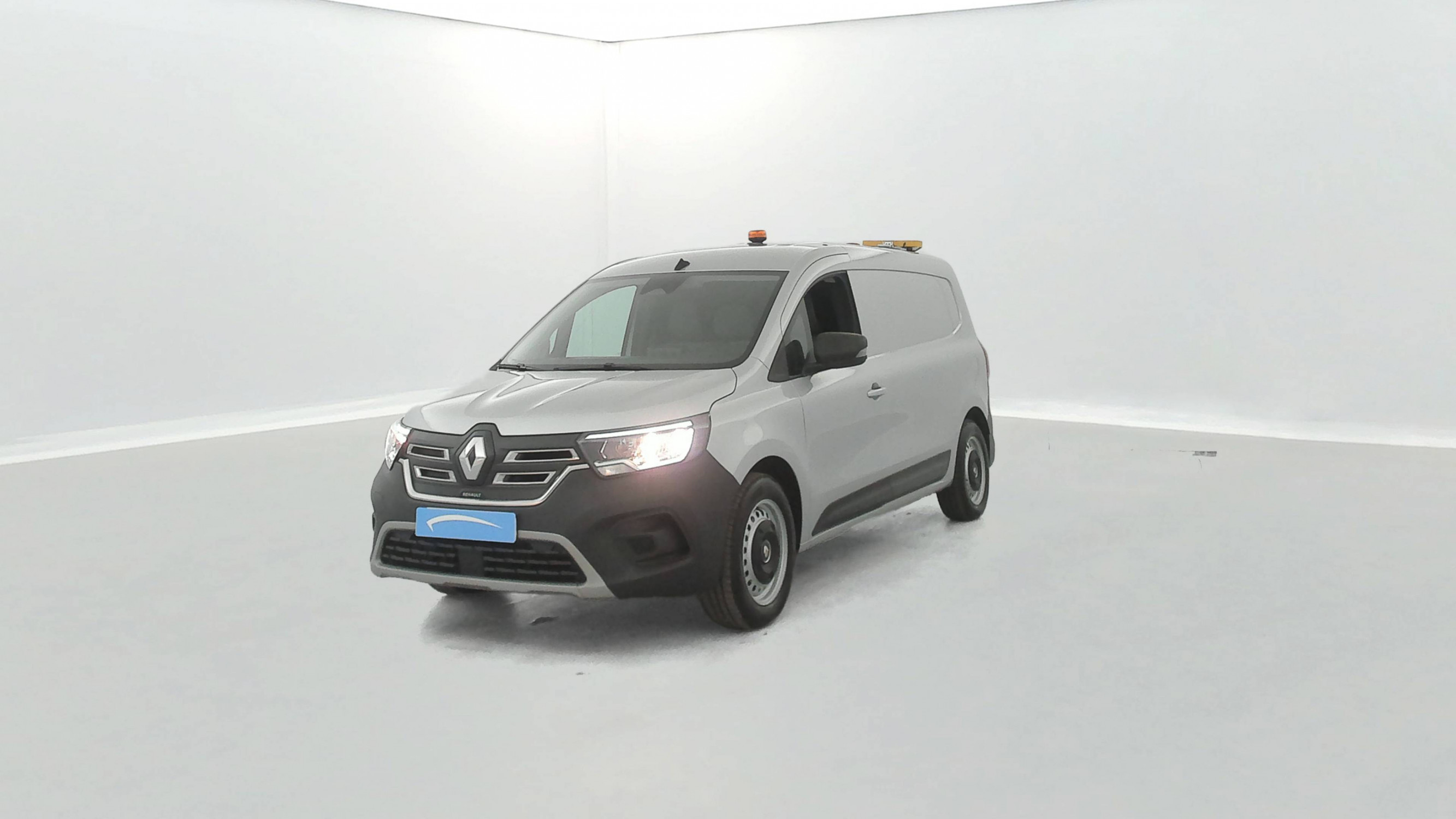 Renault Kangoo Van E-Tech  L2 EV45  DC 80KW occasion de 2024 en vente à Quimper