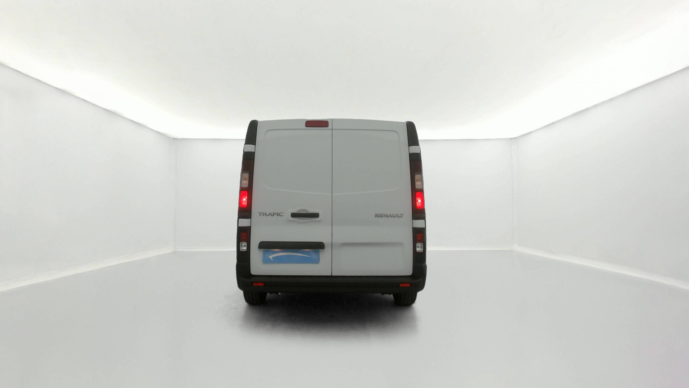 Vente en ligne Renault Trafic 3 Fourgon TRAFIC FG BLUE DCI 130 L1H1 3T GSR2 au prix de 24 590 €