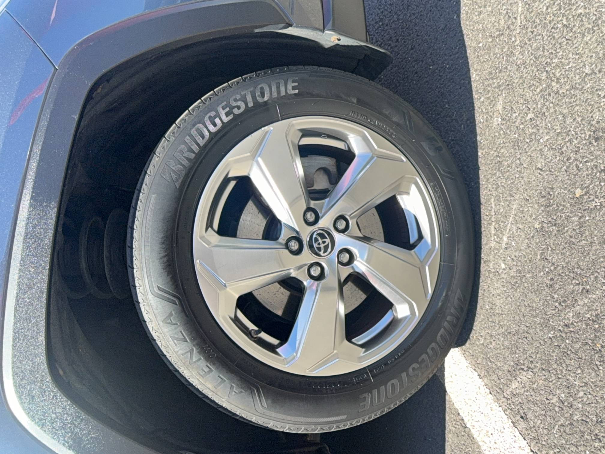 Vente en ligne Toyota RAV4  222 ch AWD-i au prix de 25 490 €