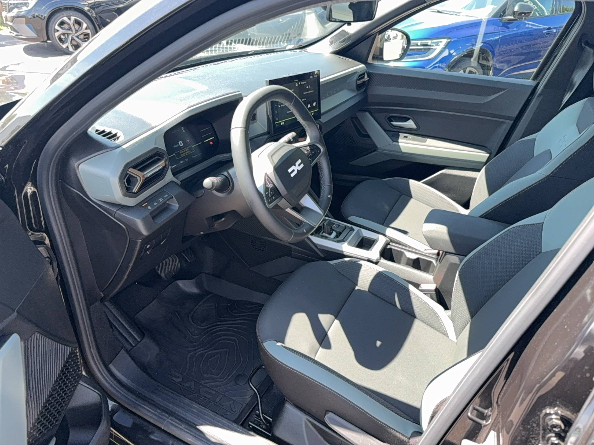 Vente en ligne Dacia Duster  Hybrid 140 au prix de 26 990 €