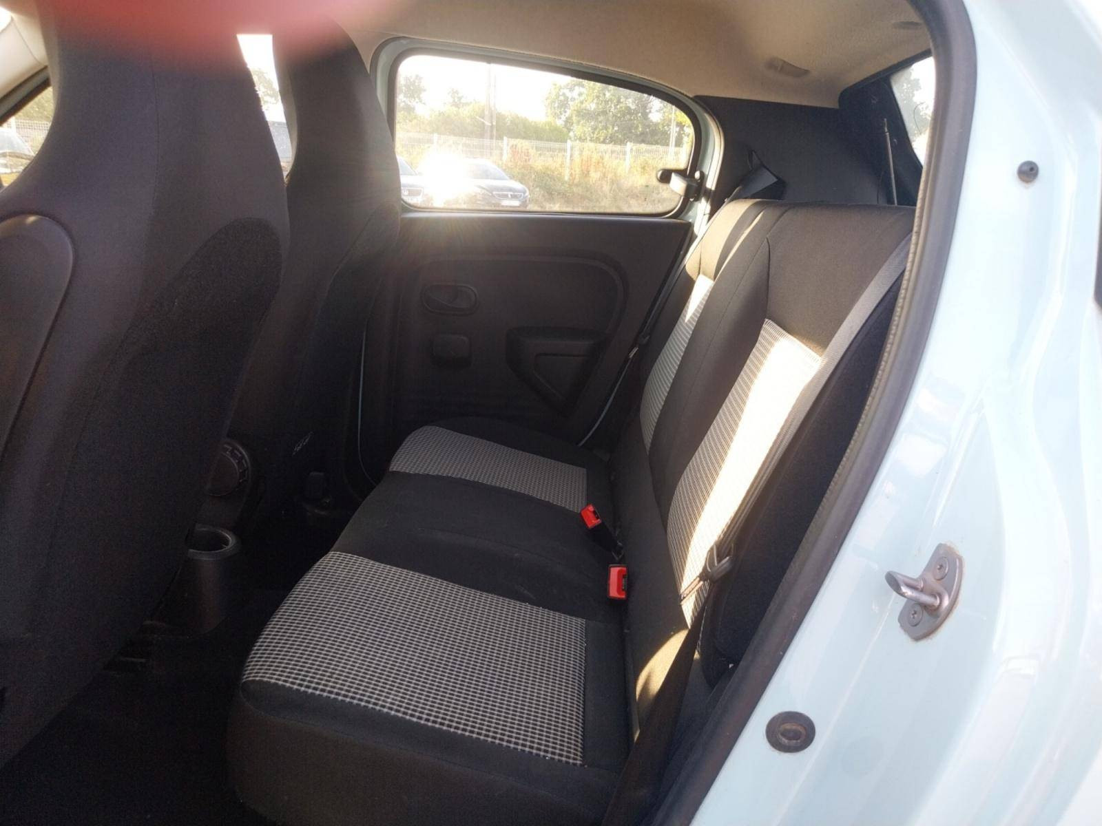 Vente en ligne Renault Twingo Electrique Twingo III E-Tech au prix de 13 490 €