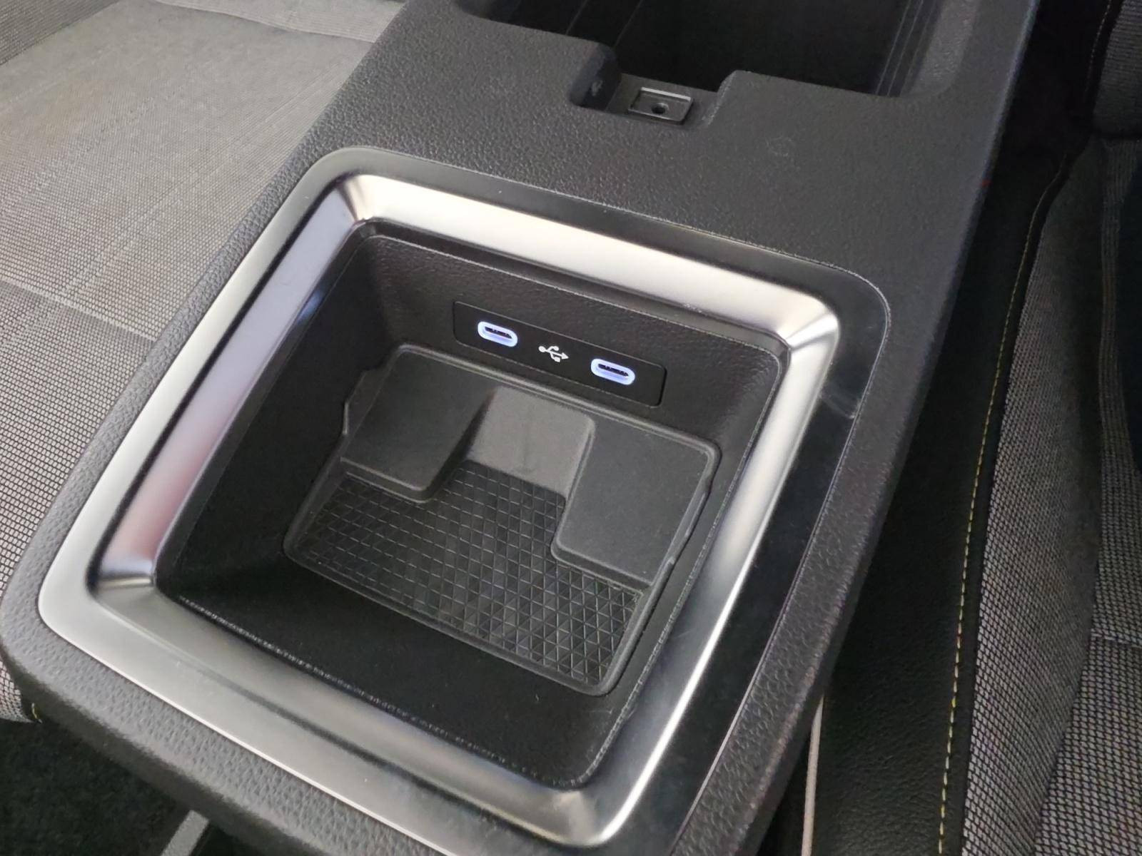 Vente en ligne Renault Megane E-Tech  EV40 130ch standard charge au prix de 18 490 €