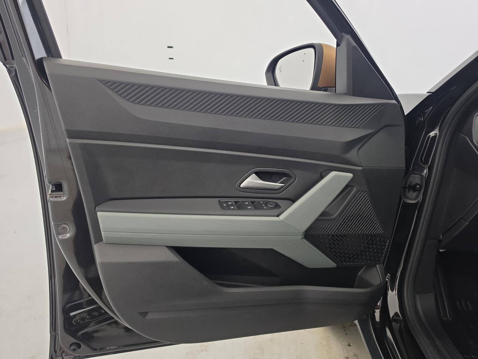Vente en ligne Dacia Duster  Hybrid 140 au prix de 25 980 €