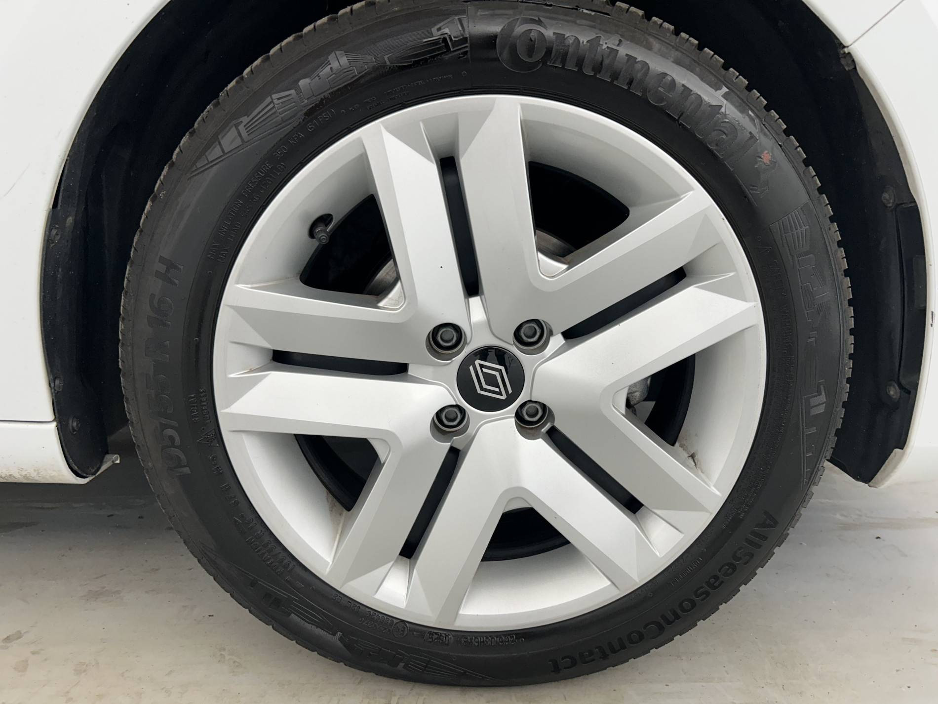 Vente en ligne Renault Clio 5 Clio TCe 90 ch GSR2 au prix de 16 990 €