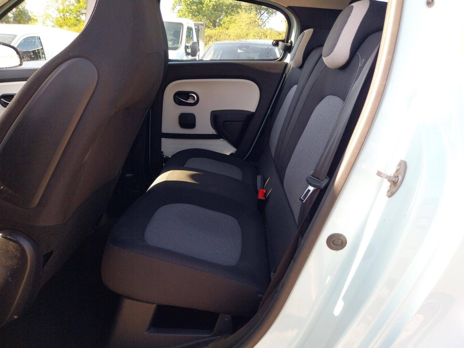 Vente en ligne Renault Twingo 3  SCe 65 au prix de 11 900 €