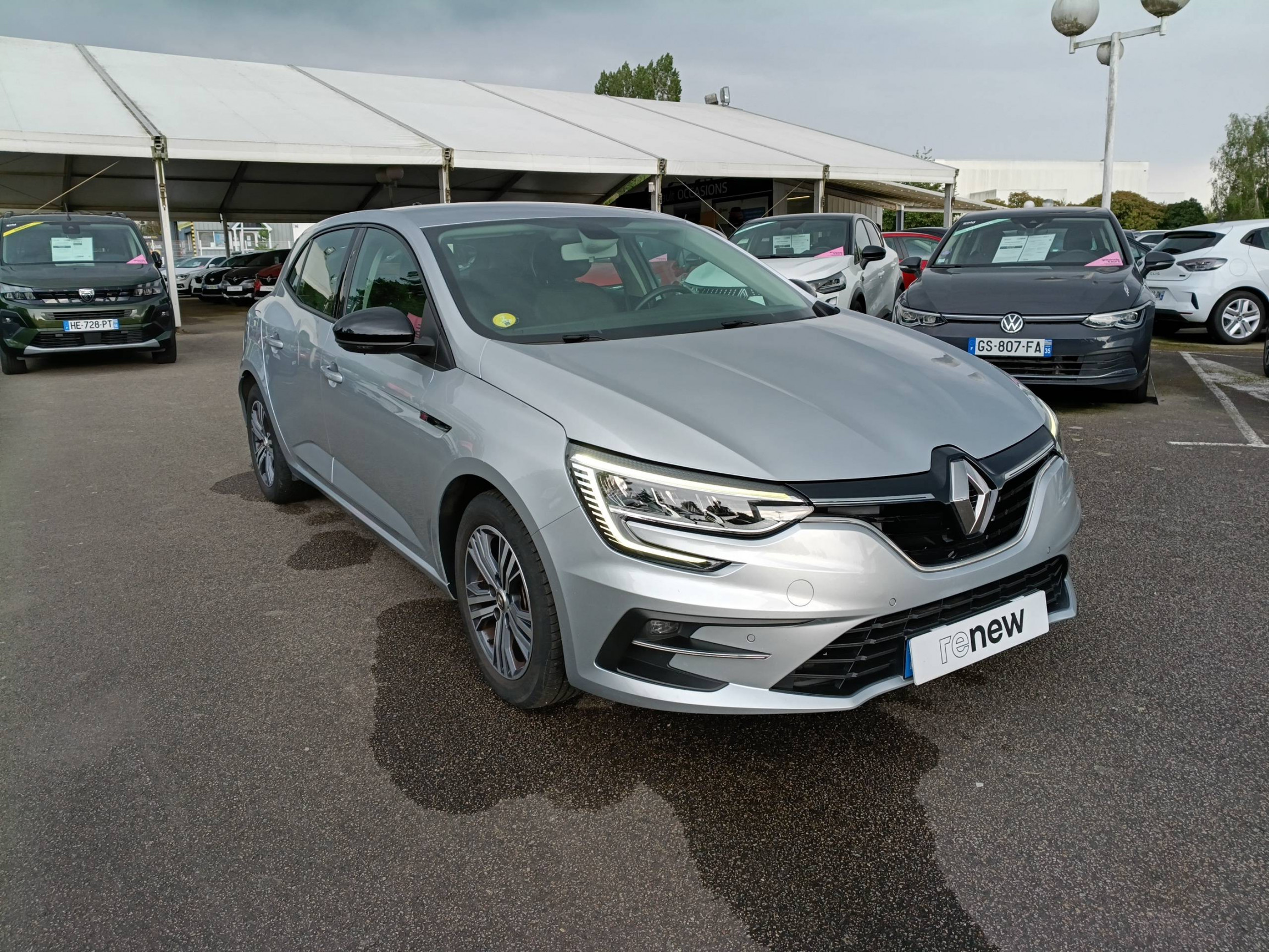 Vente en ligne Renault Megane 4  Blue dCi 115 EDC au prix de 16 990 €