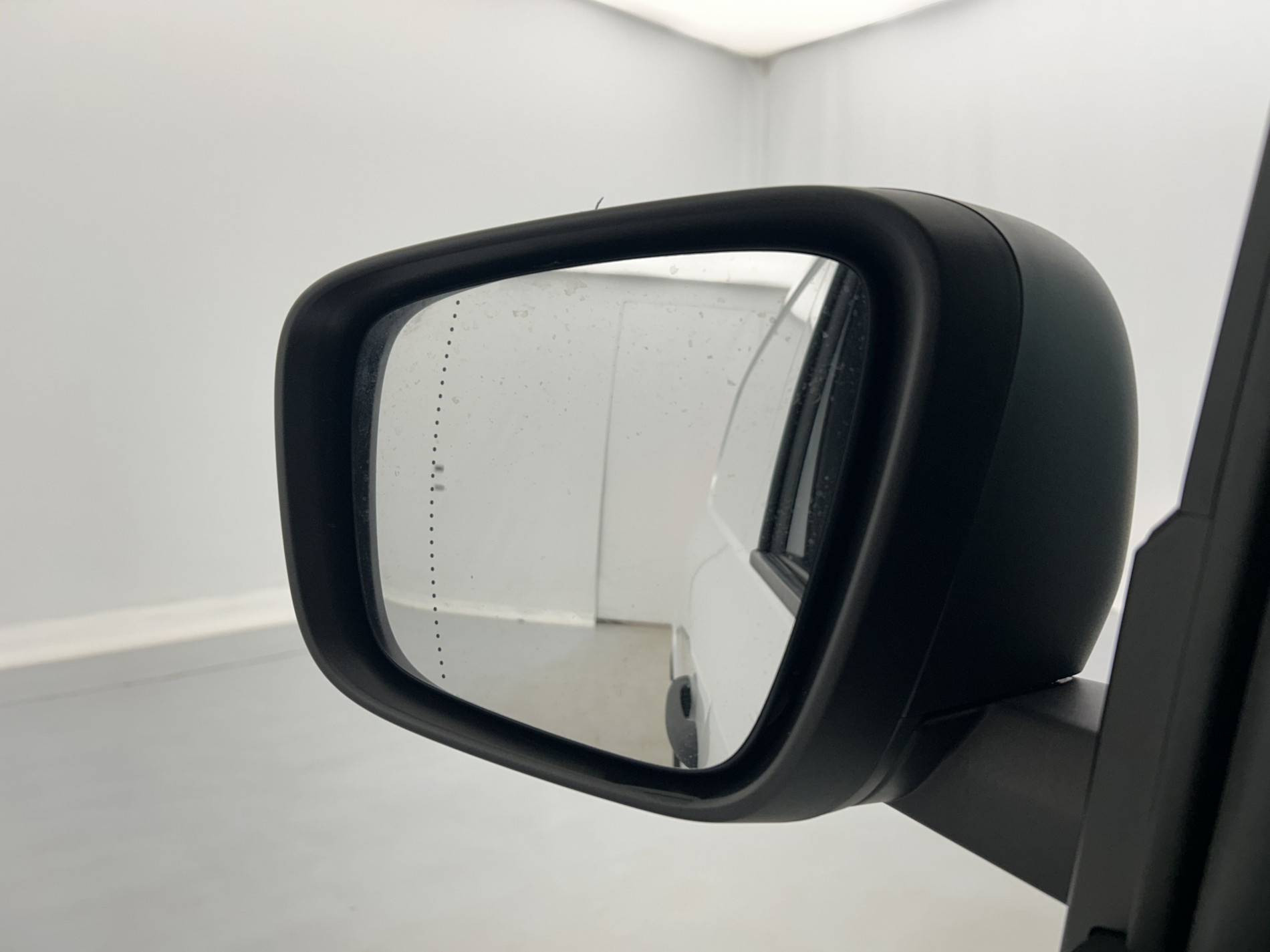 Vente en ligne Renault Kangoo Van  BLUE DCI 95 au prix de 19 890 €