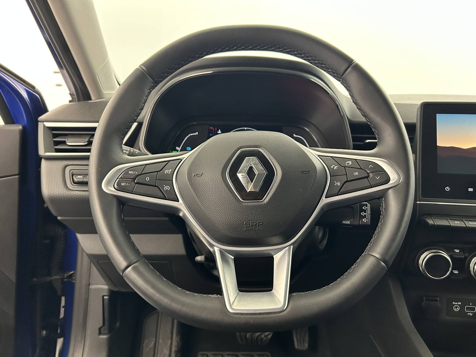 Vente en ligne Renault Clio 5 Clio E-Tech 140 - 21N au prix de 16 350 €