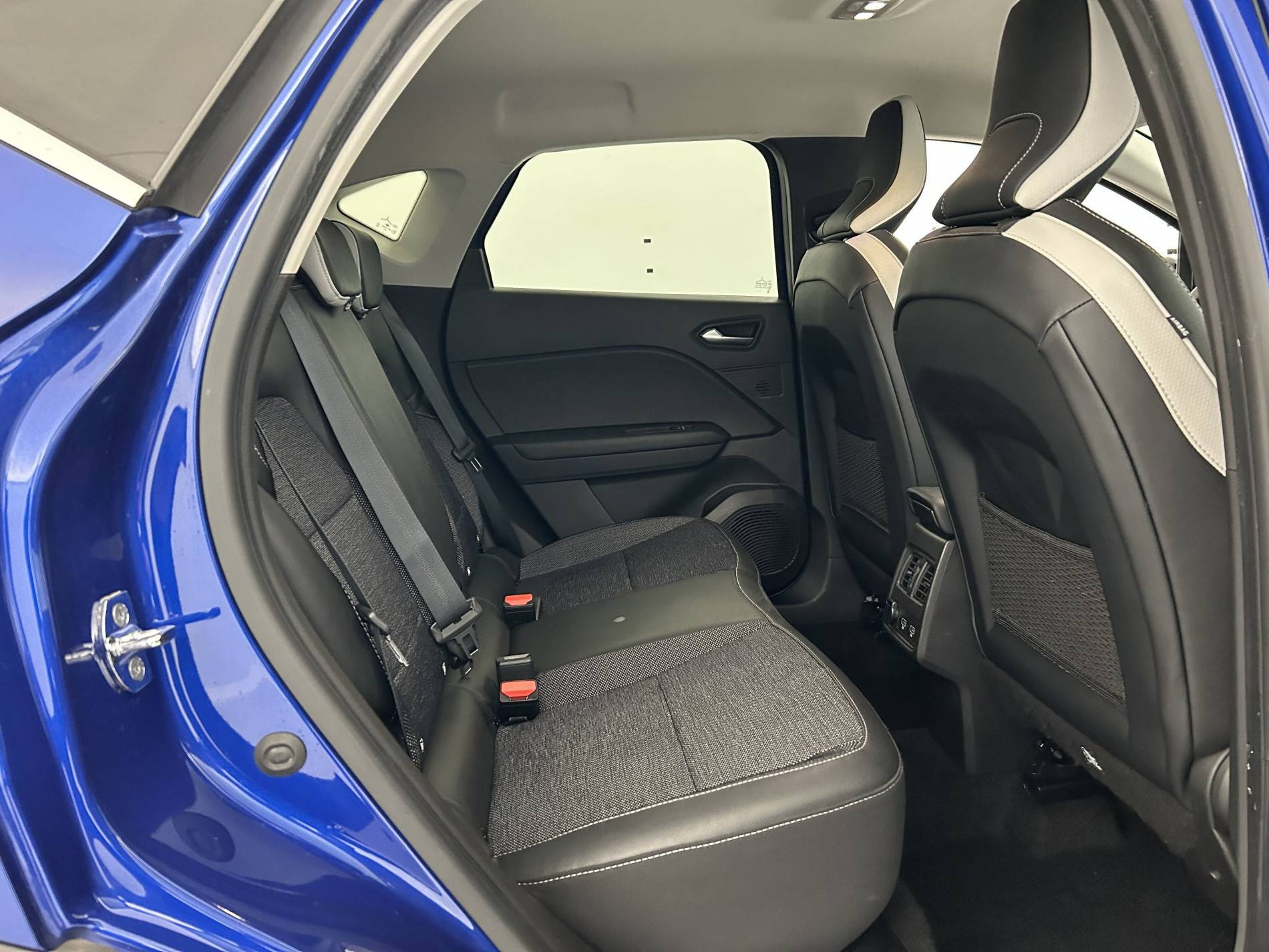 Vente en ligne Renault Captur  E-Tech hybride rechargeable 160 au prix de 18 990 €