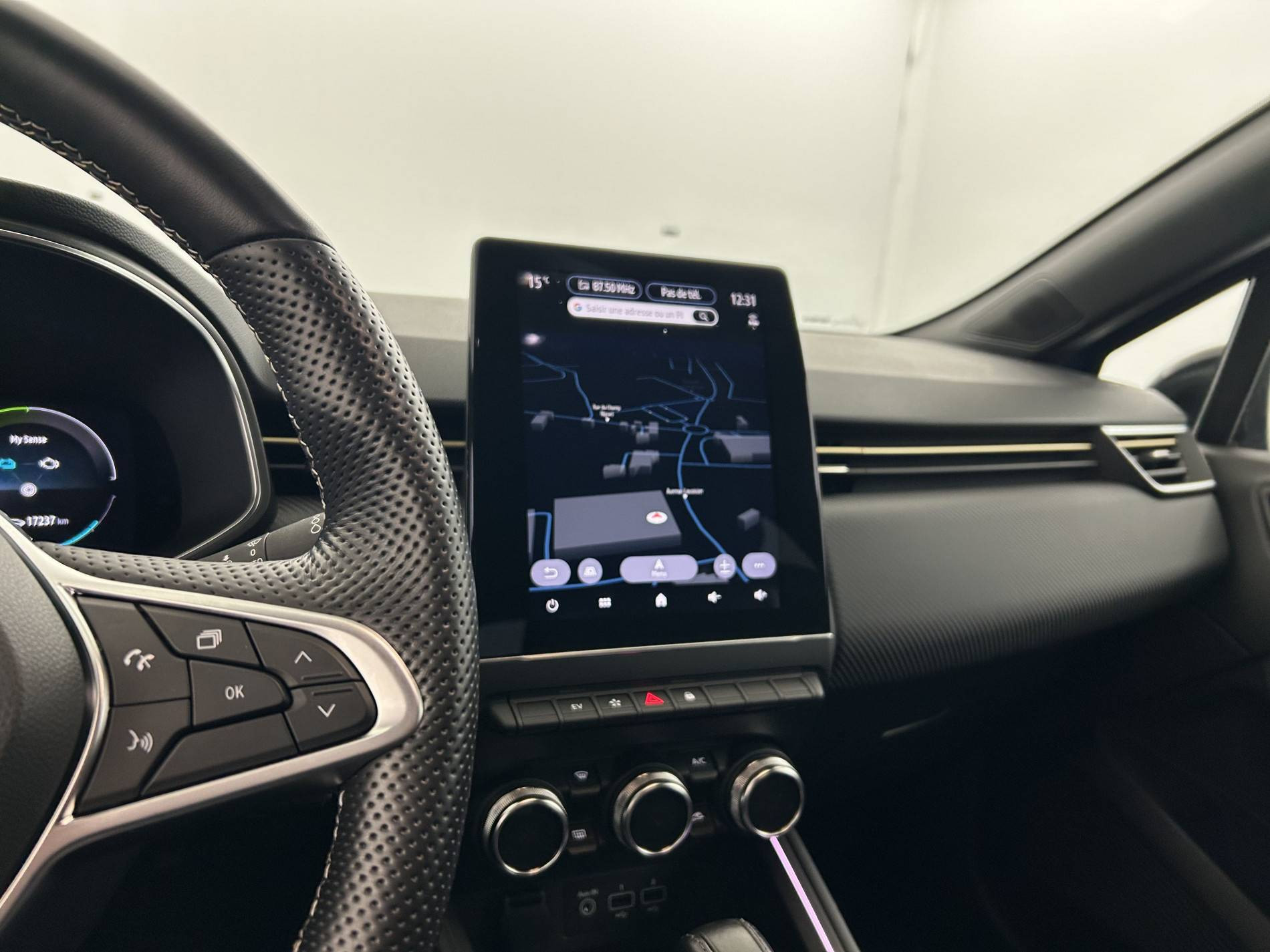 Vente en ligne Renault Clio 5 Clio E-Tech hybride 145 au prix de 19 990 €