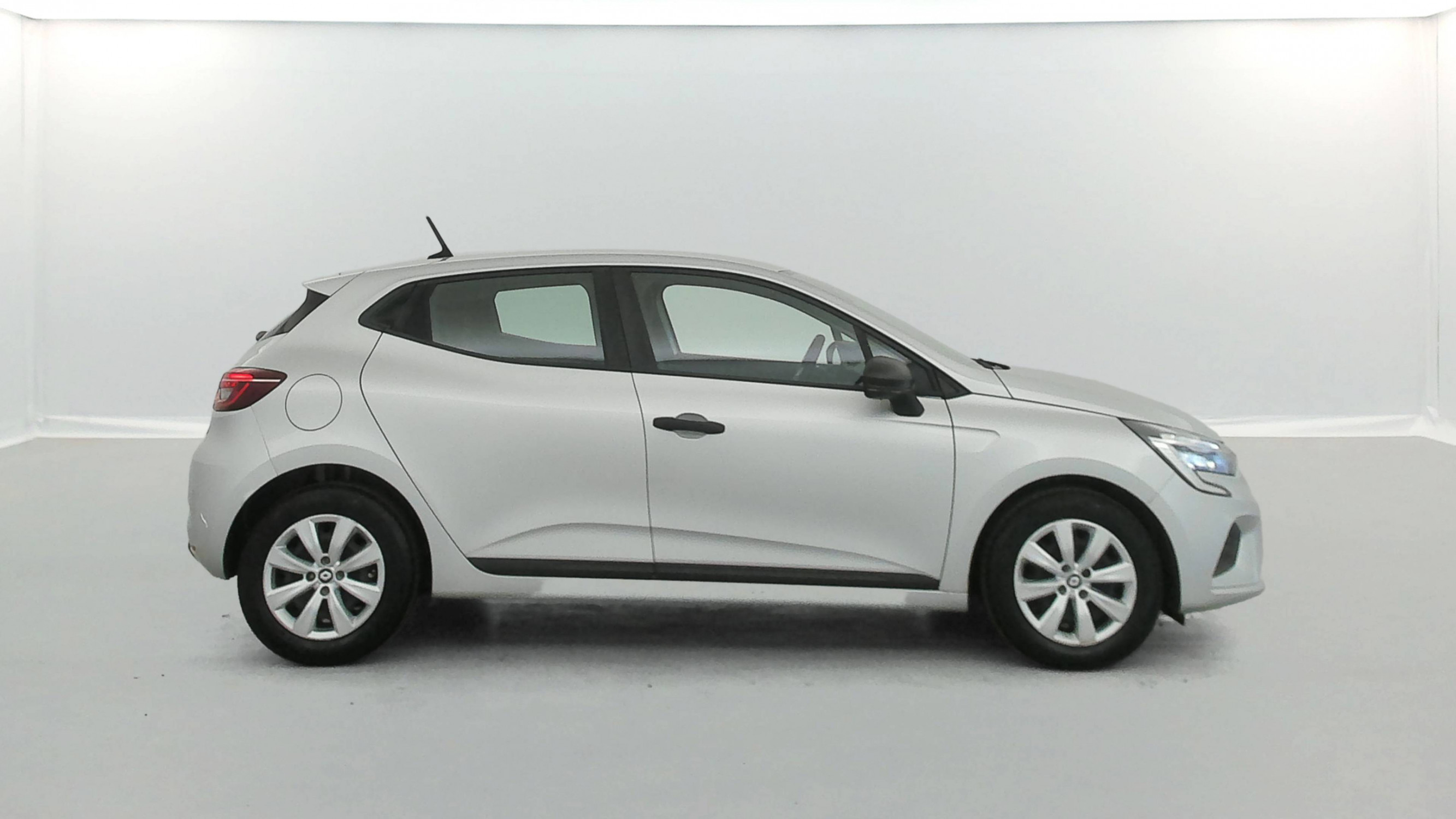 Vente en ligne Renault Clio 5 Clio SCe 65 au prix de 12 590 €